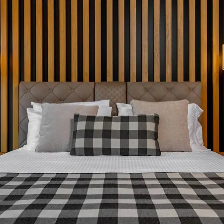 Costas Luxury - Athena's *