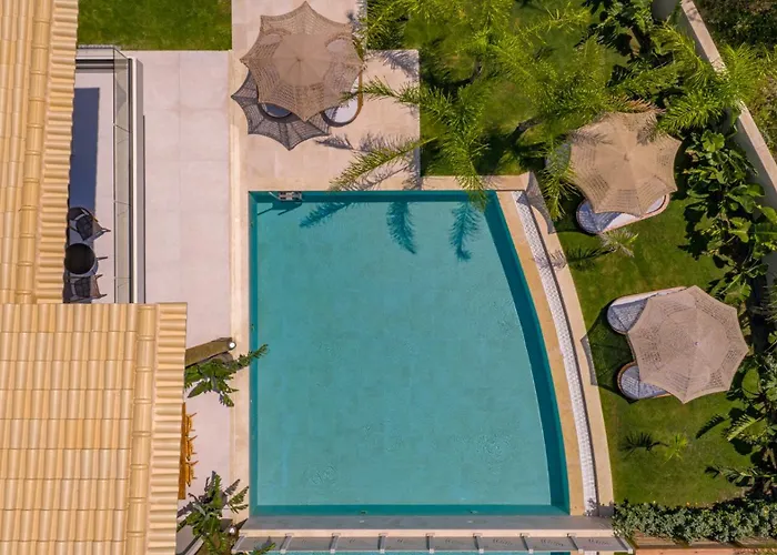 Costas Luxury - Athena's Villa