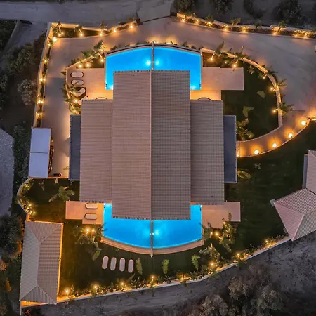 Costas Luxury - Athena's Villa *