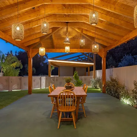 Costas Luxury - Athena's * Koskinou (Rhodes)