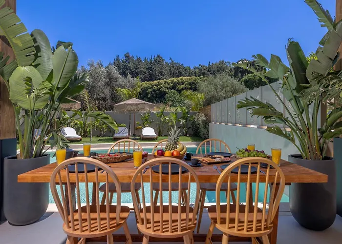 Costas Luxury - Athena's Koskinou (Rhodes)